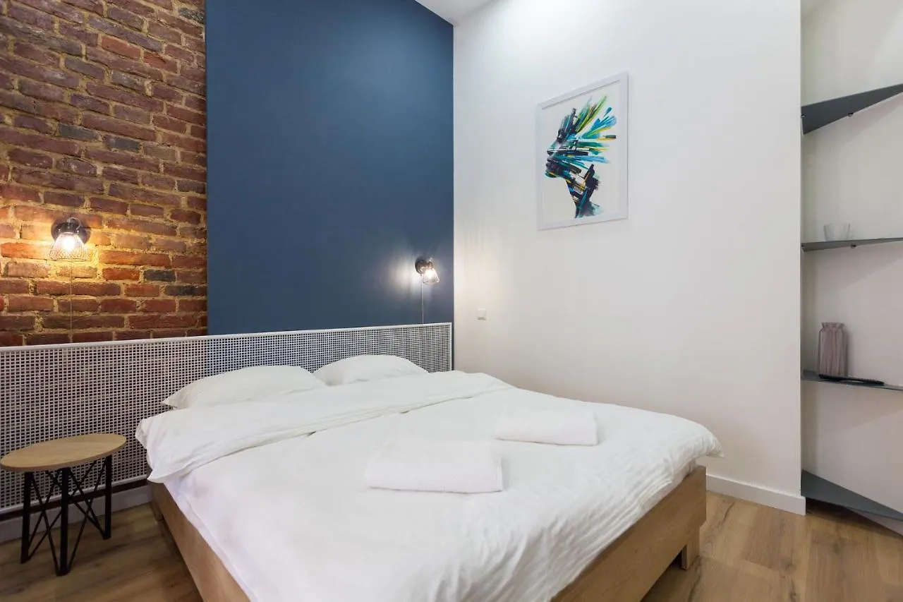 Leogrand Apartments On Khmelnytskoho 11  Lviv