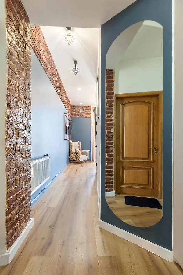 Leogrand Apartments On Khmelnytskoho 11 Lviv